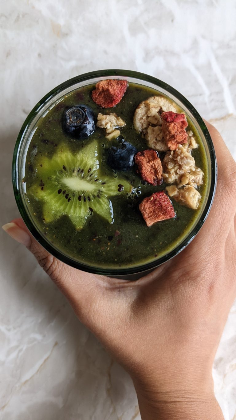 Immunity Booster Amla Powder Kiwi Fruit Blueberry Grapes and Spinach Green Smoothie – Amla Powder Recipes – High Vitamin C Recipes