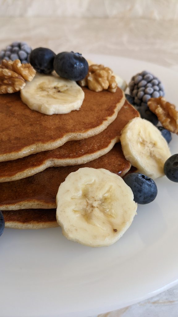ultra-soft-eggless-cardamom-infused-banana-oat-pancakes-oat-recipes-quick-and-easy-breakfast-recipes