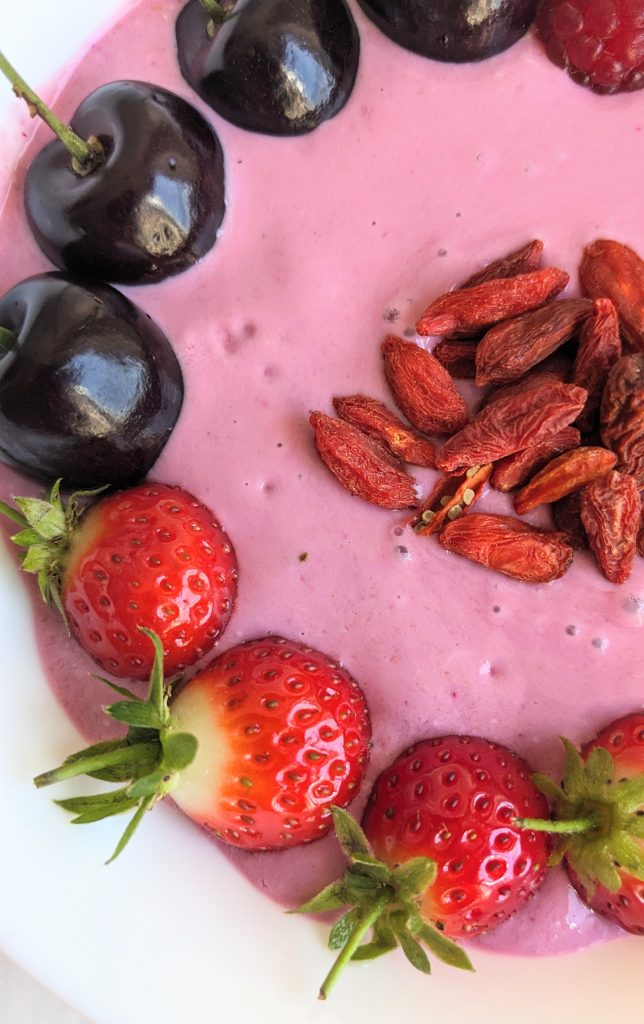 pink-barbie-smoothie-bowl-recipe-with-berries-fun-breakfast-healthy-recipe-bowls-for-kids